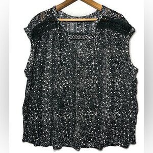 Lucky Brand Woman Black White Knit Sleeveless Boho Peasant Blouse Top  Medium